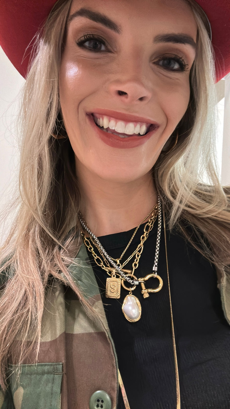 Horsebit Chain Necklace - Silver chain with gold clasp