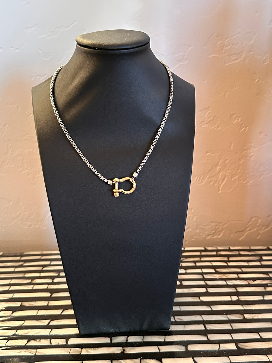 Horsebit Chain Necklace - Silver chain with gold clasp