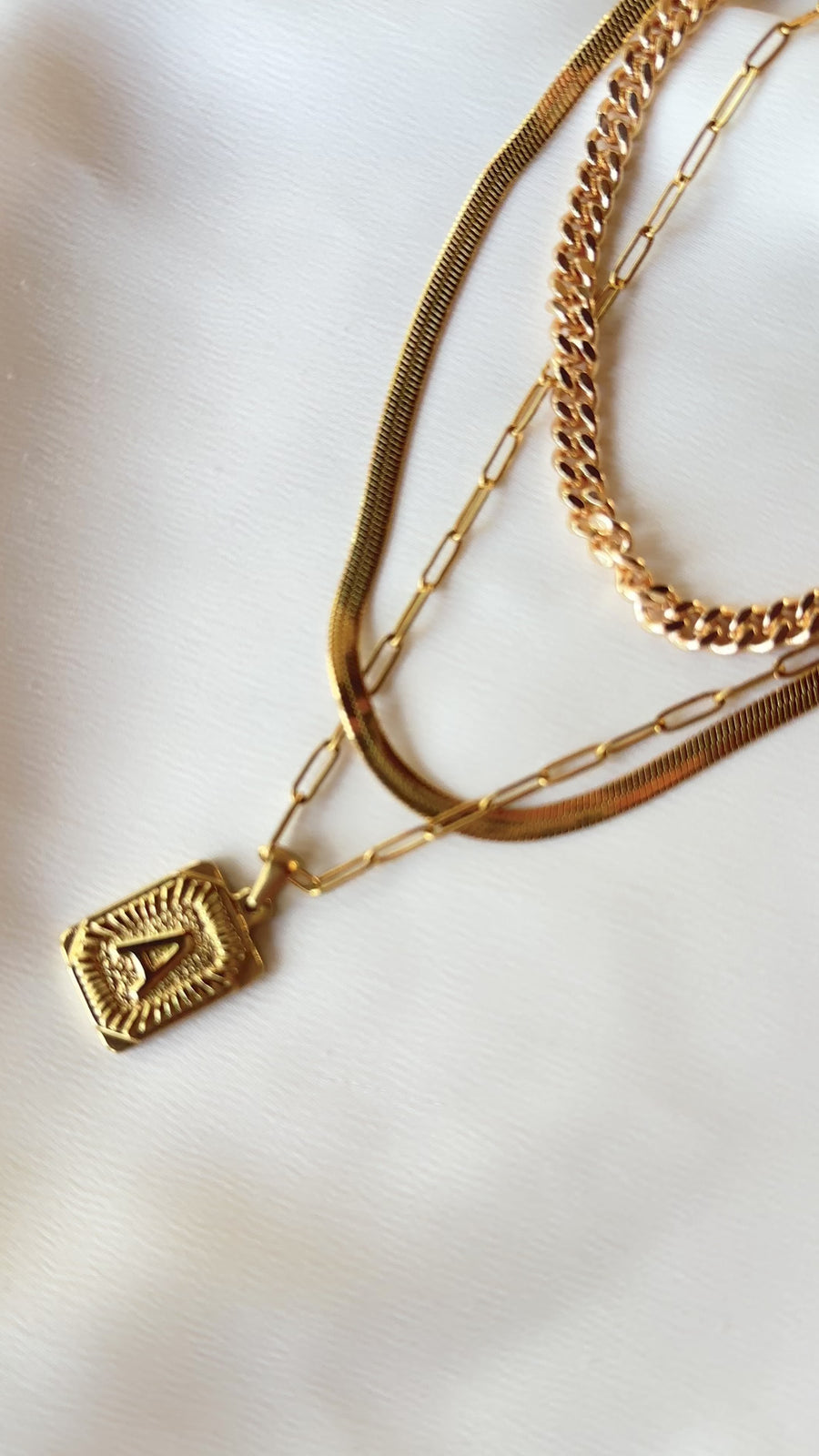 Layered Necklace Bundle: The Classic